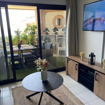 By Neptune - La Palme Riviera شقة كان